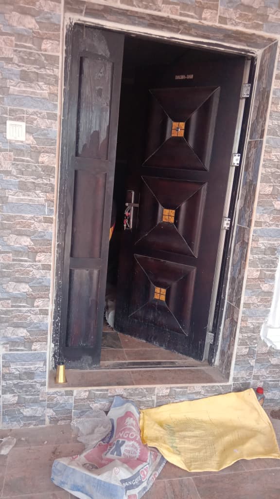 Smart door access installation