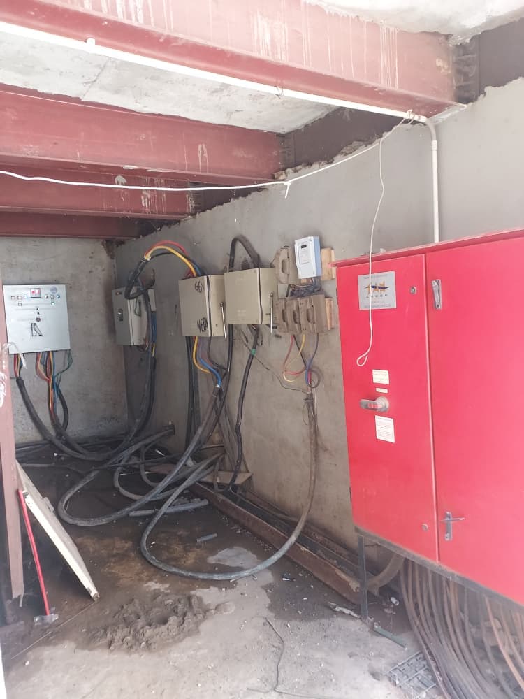 Industrial changeover switchboard installation